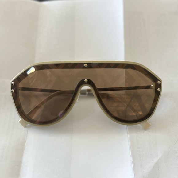 Fendi Accessories - Fendi Brown and Gold Sunglasses Monogram Lens
